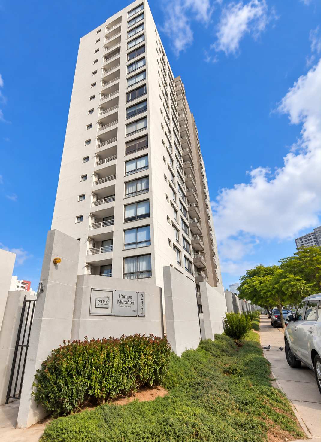 HOUNDPROPIEDADES ARRIENDA DEPARTAMENTO CON G.C INCLUIDO EN EDIFICIO PARQUE MARAÑON - VIÑA DEL MAR