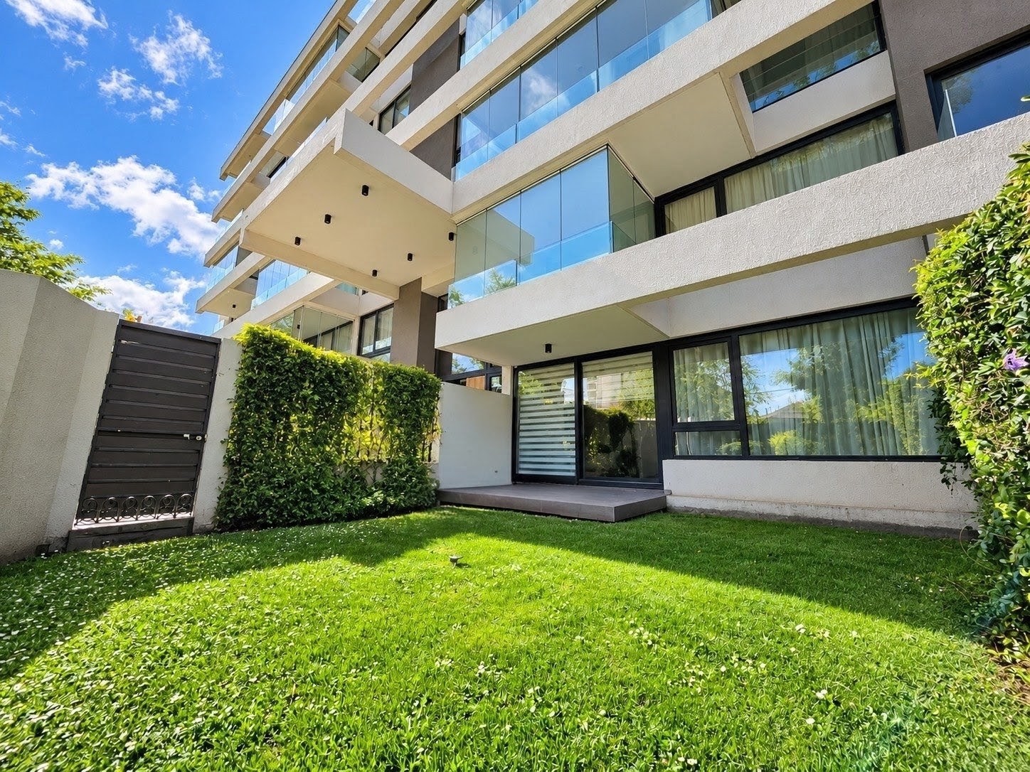 HOUNDPROPIEDADES VENDE DEPARTAMENTO EN 5 NORTE / 5 ORIENTE – VIÑA DEL MAR