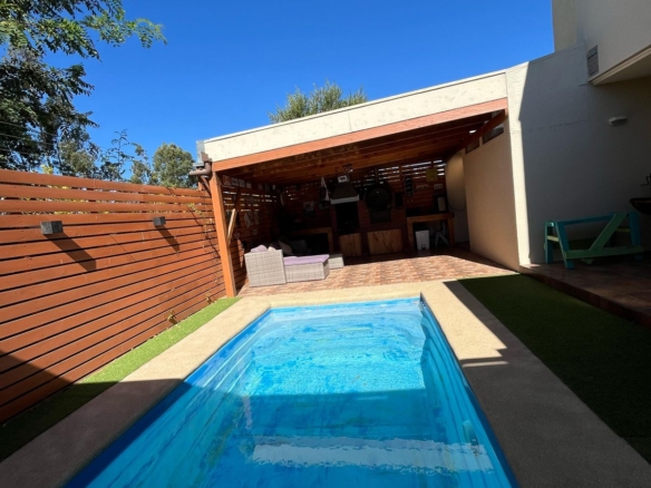 82cb70b0 af47 4ca5 b699 ac76c3d0f187