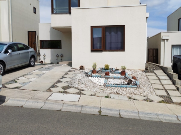 dc3269b7 095d 4f9f b4fe 9f0ef472f3cd