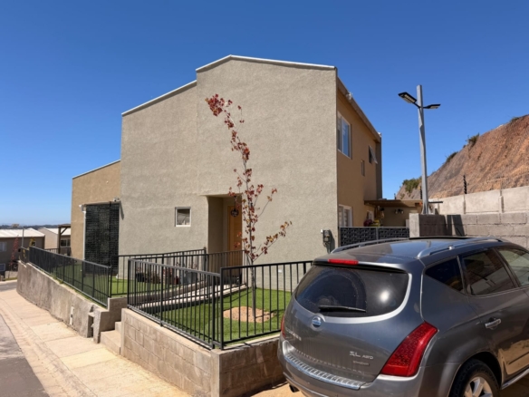 09543973 eb09 4644 aef6 c3fac49a7d30